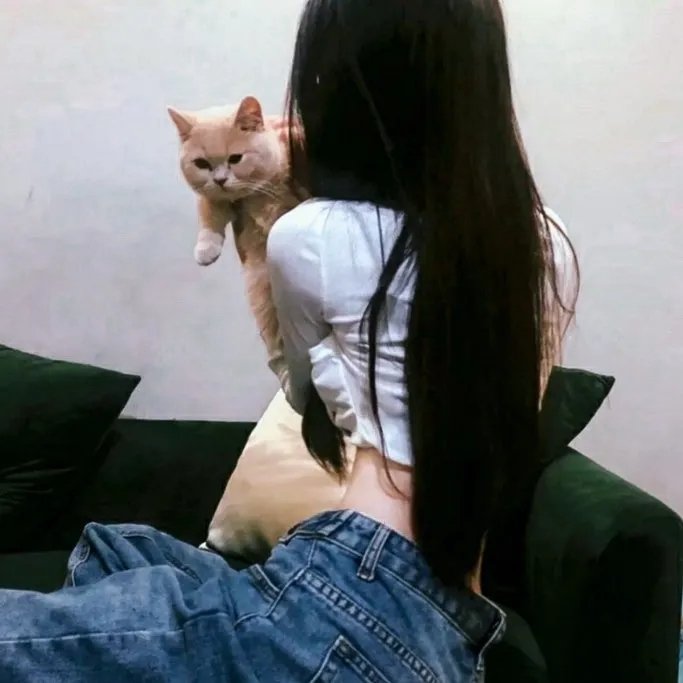 暗红